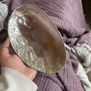 Seashell Catch All Dish Pearlescent jewelry organized tray seaside decoration